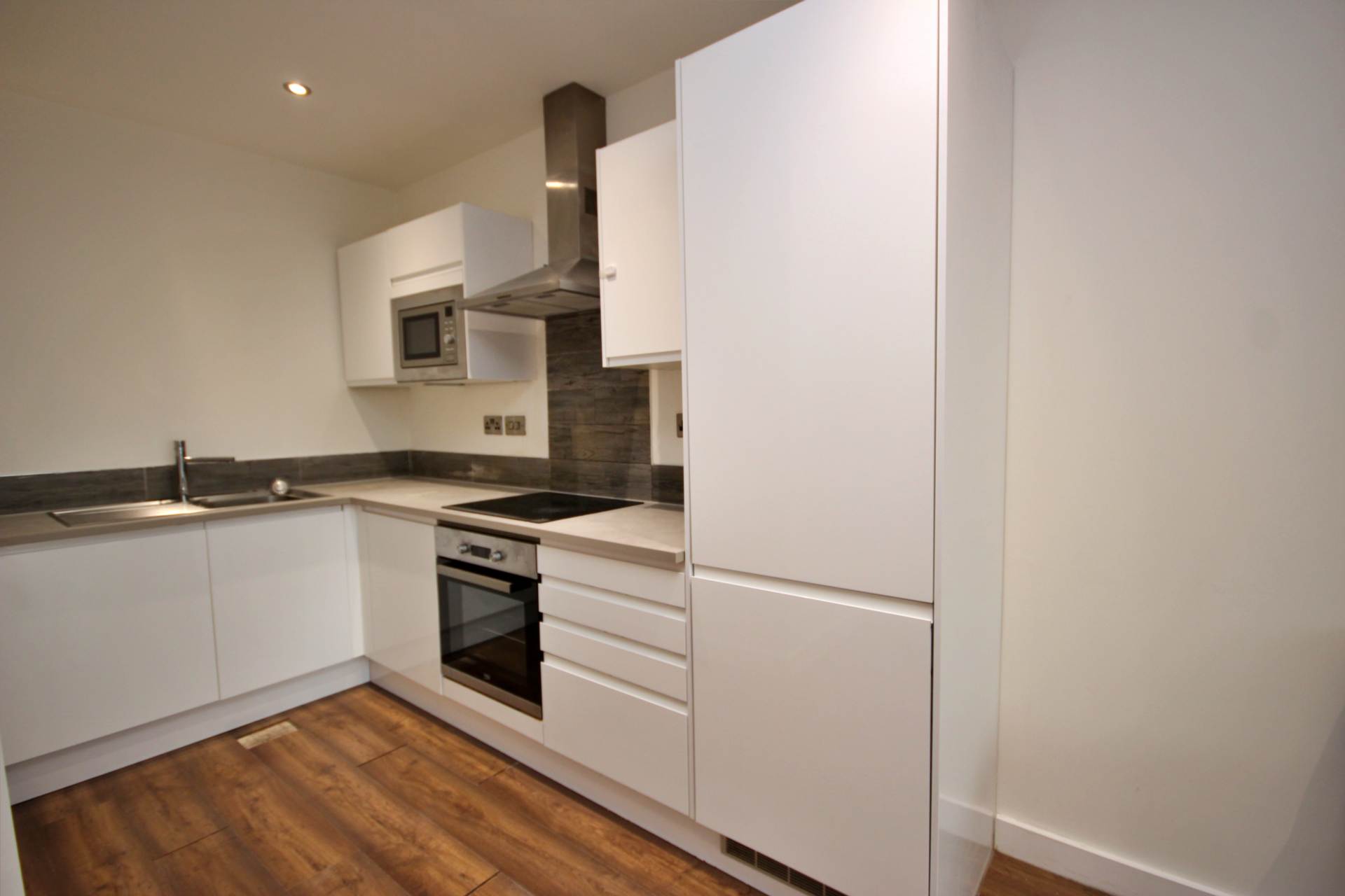 Crossbank, Salford, Image 2