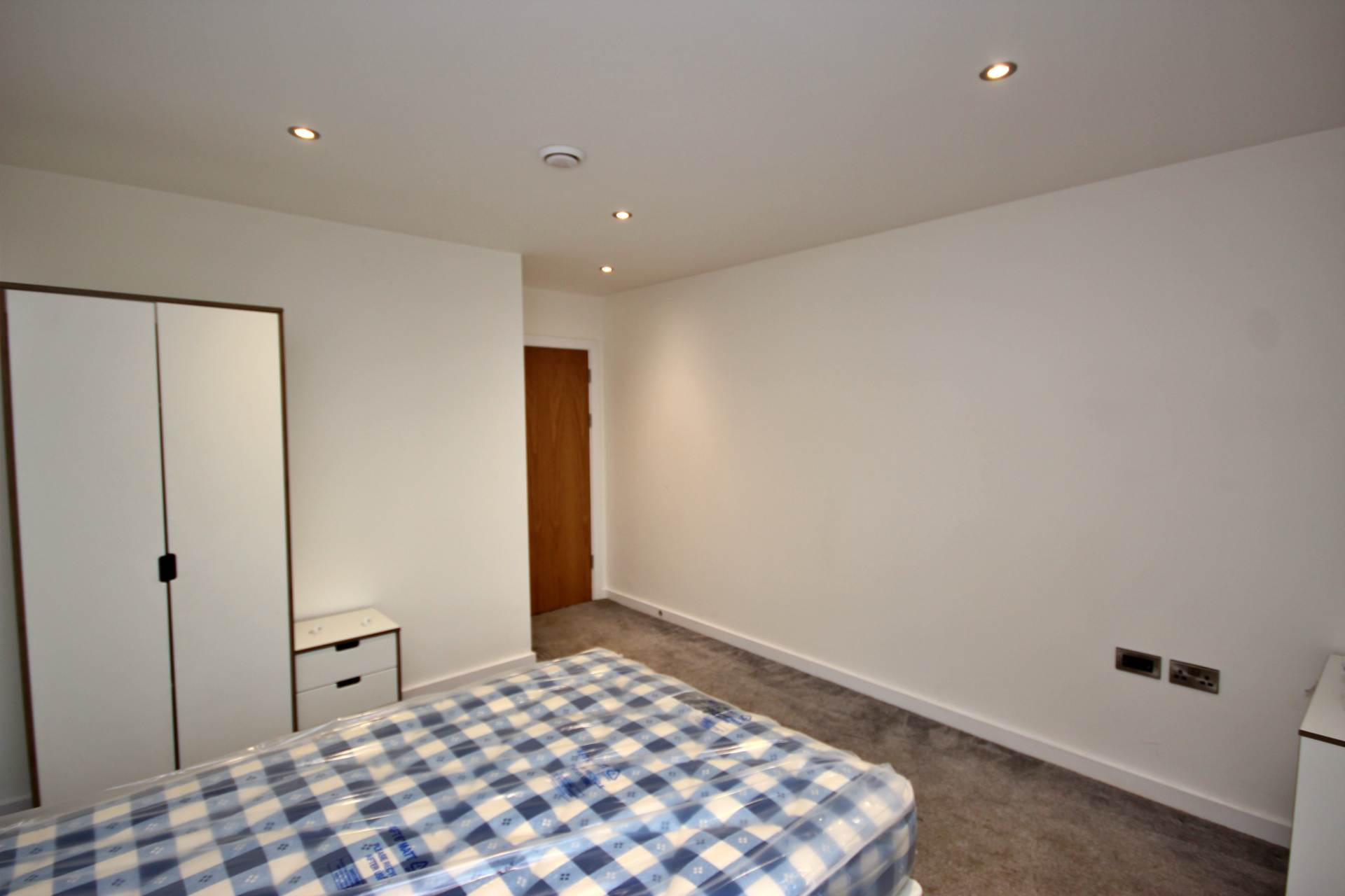 Crossbank, Salford, Image 3