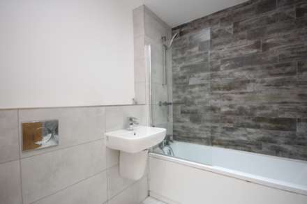 Crossbank, Salford, Image 5