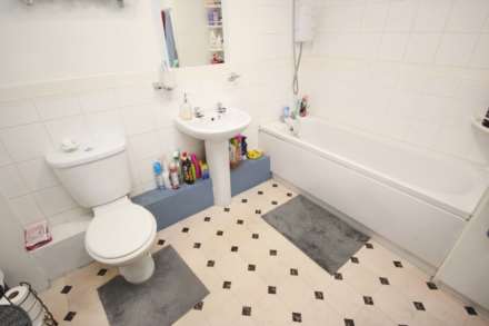 Walmersley Road, Bury, Image 6