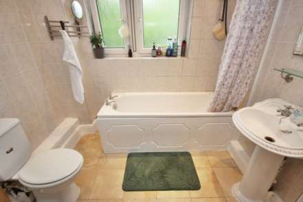 Lockton Close, Manchester, Image 17