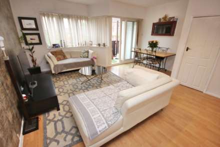Lockton Close, Manchester, Image 8