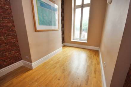 Wilton Place, Manchester, Image 2