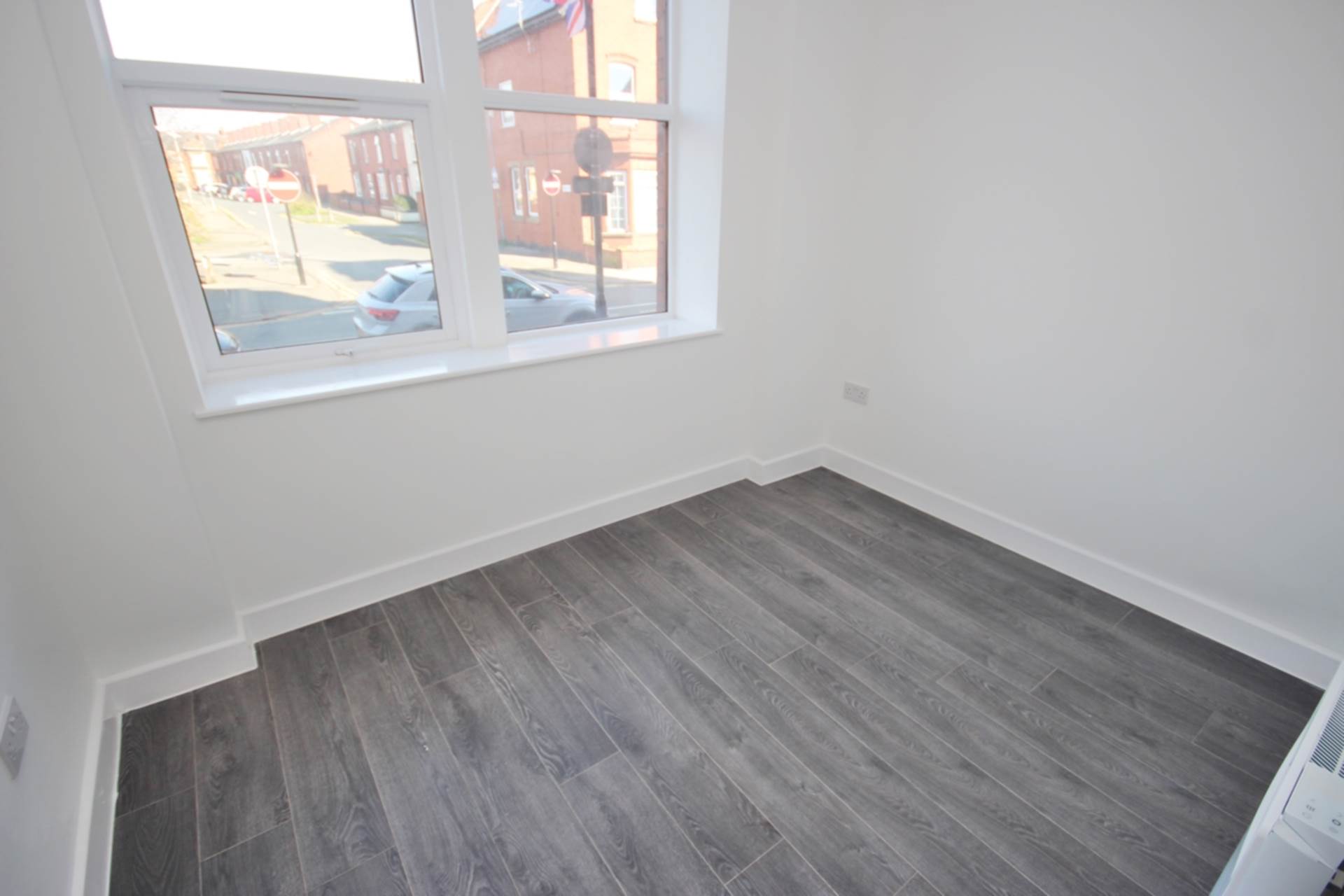 Railway Road, Leigh, Image 10