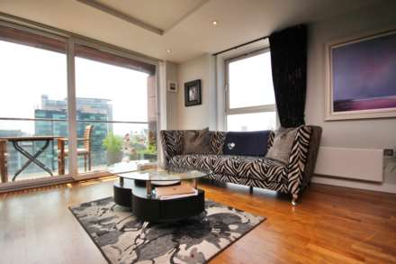 The Quays, Salford, Image 1