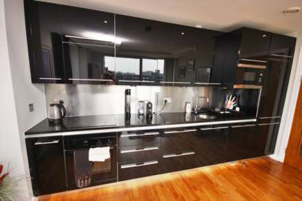 The Quays, Salford, Image 7