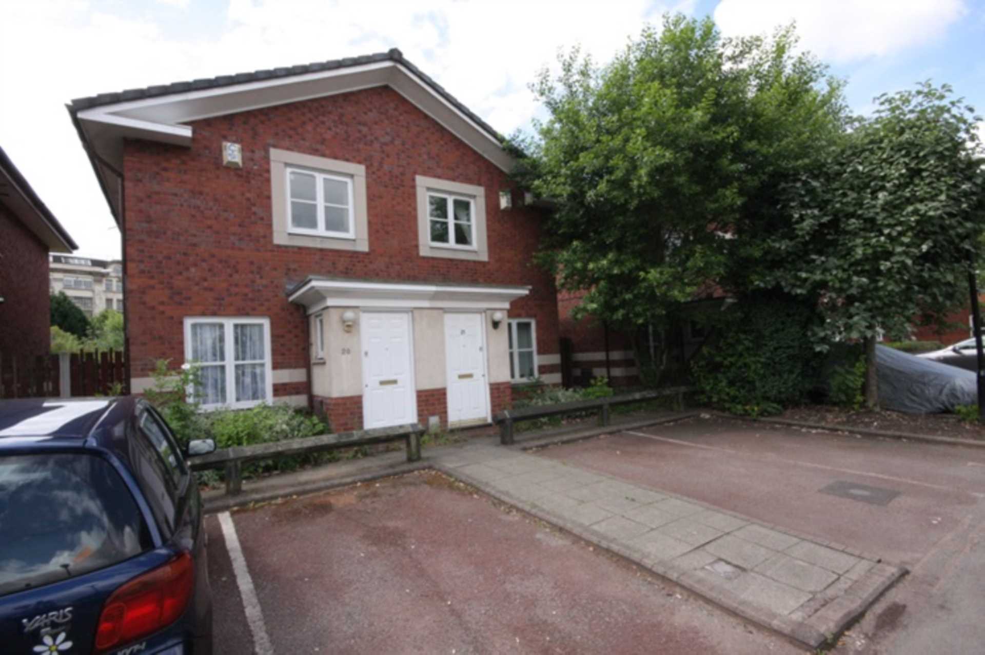 Linen Court, Salford, Image 1