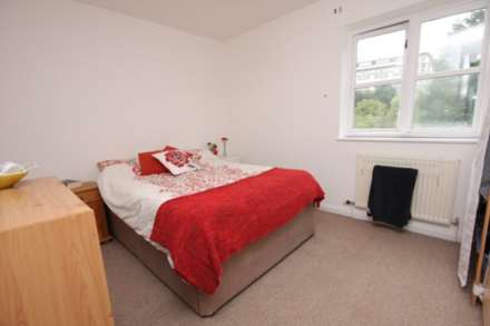 Linen Court, Salford, Image 4