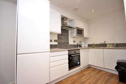 Crossbank House, Salford, Image 2
