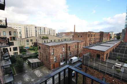 Lockgate Mews, Manchester, Image 4