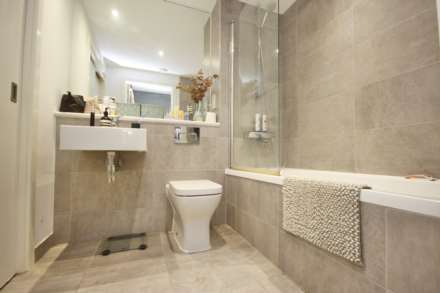 Lockgate Mews, Manchester, Image 9
