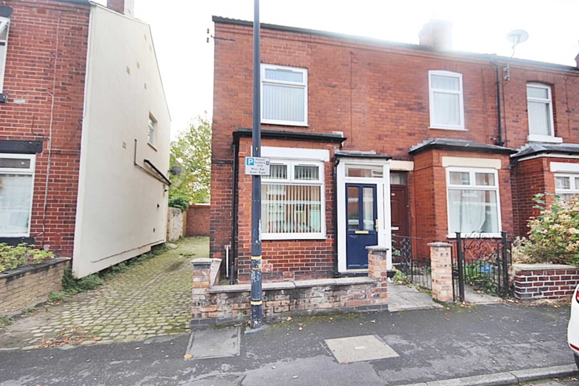 Harley Road, Sale, Image 1