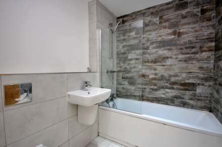 Crossbank, Salford, Image 6