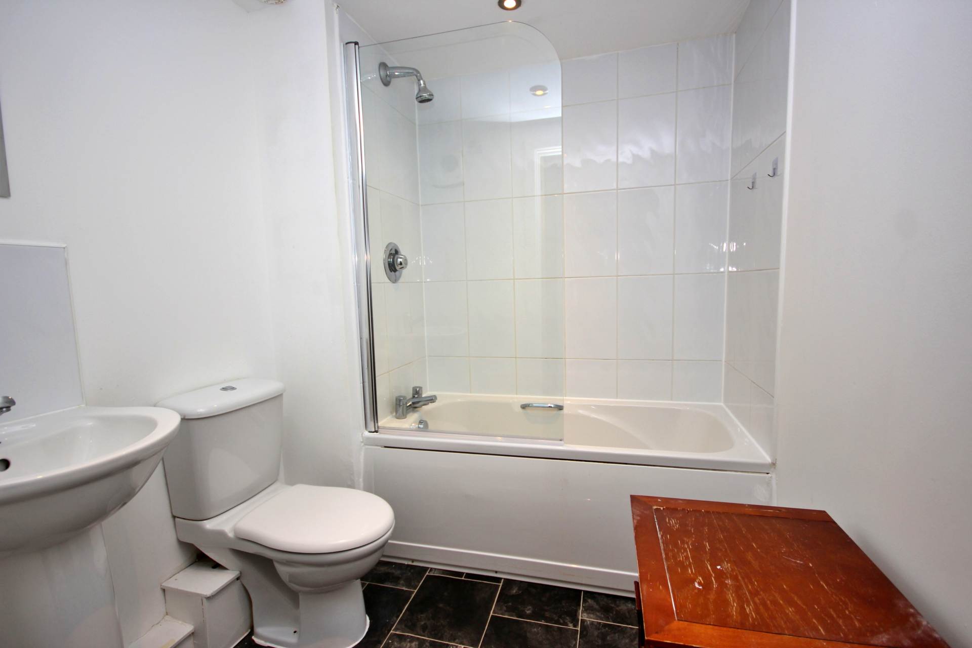 Elmira Way, Salford, Image 4