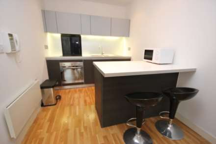 The Hub, Piccadilly Place, Manchester, Image 2