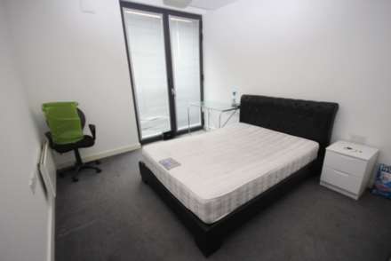 The Hub, Piccadilly Place, Manchester, Image 3