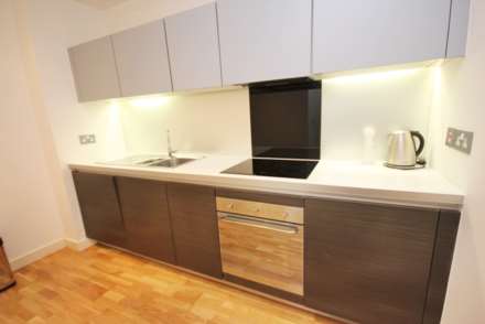 Piccadilly Place, Manchester, Image 5