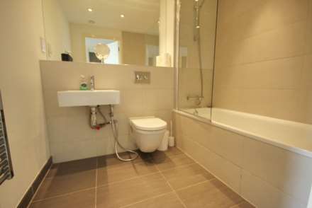 Piccadilly Place, Manchester, Image 6