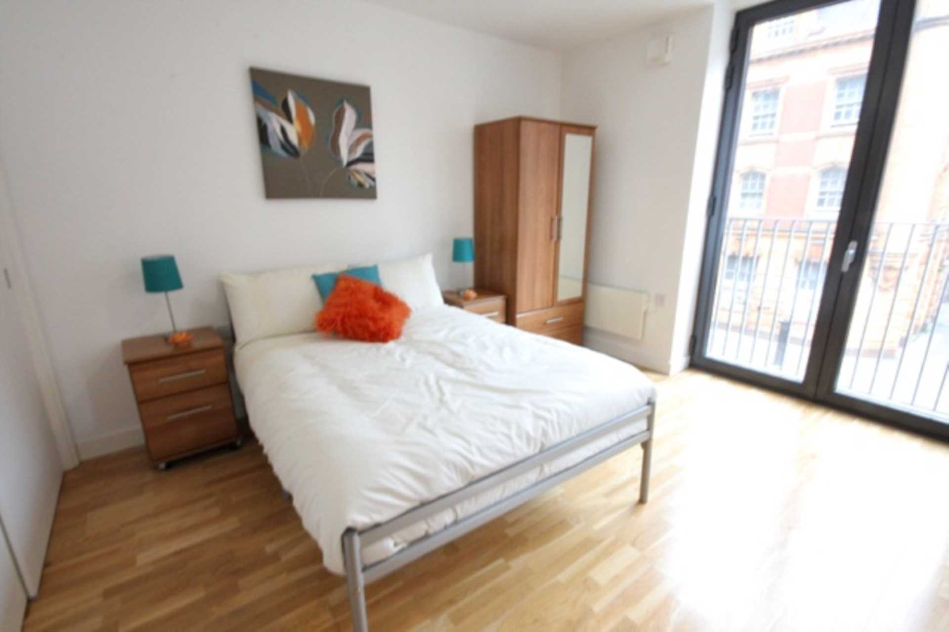 Piccadilly Place, Manchester, Image 3