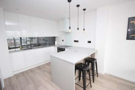 City Gate, Blantyre Street, Image 2