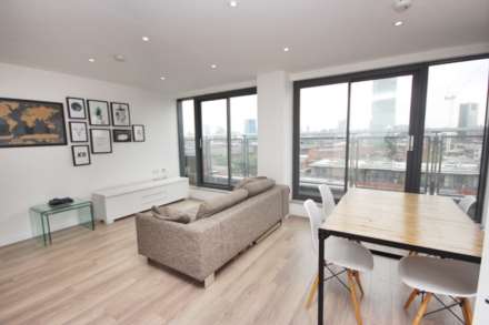 City Gate, Blantyre Street, Image 3