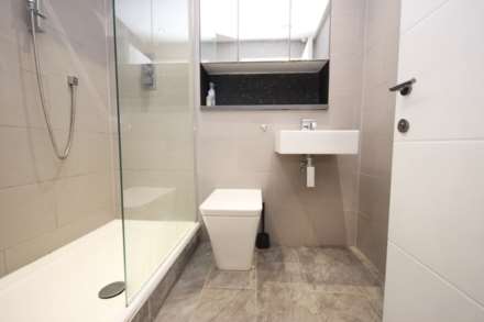 City Gate, Blantyre Street, Image 6