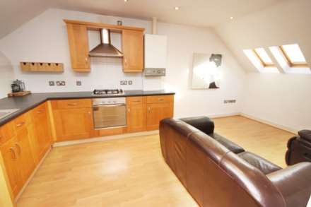 Property For Rent Plainsfield Street, Manchester