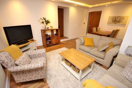 Property For Rent Liverpool Road, Manchester