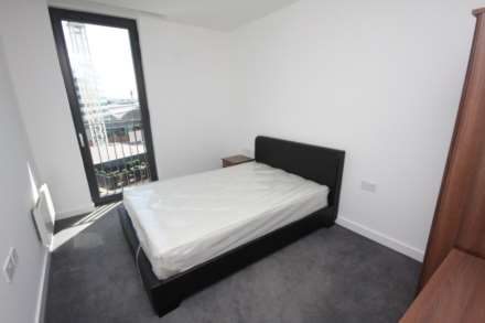 Piccadilly Place, Manchester, Image 4