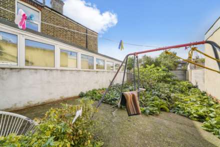 Wyatt Road, Forest Gate E7, Image 9