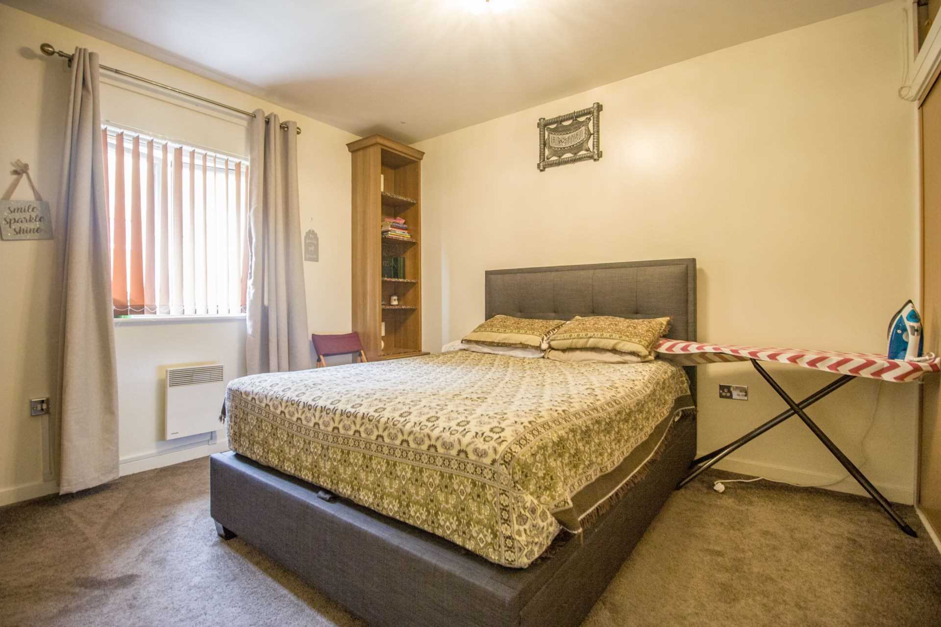 Royal Crescent, Newbury Park, IG2, Image 1