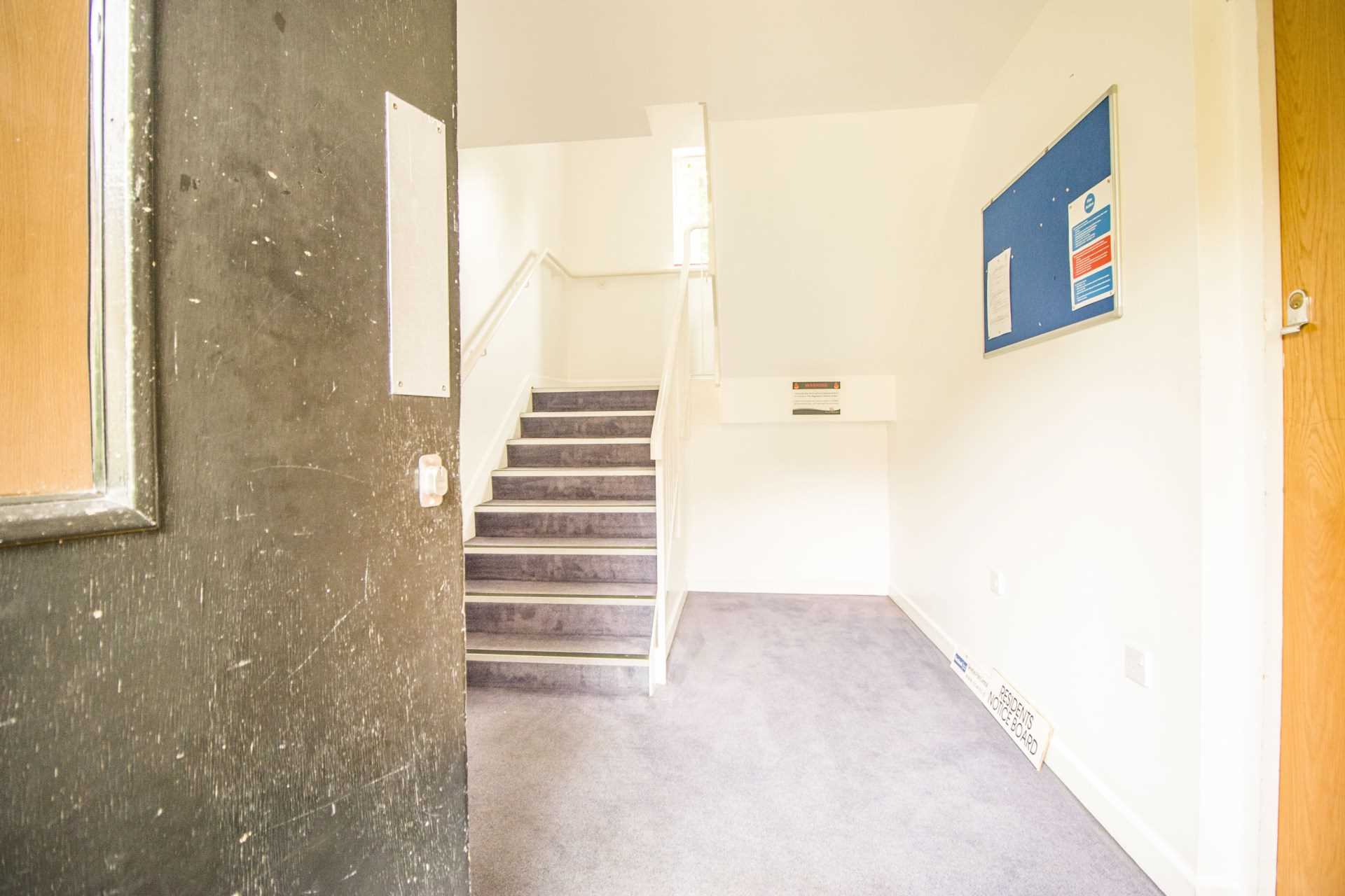 Royal Crescent, Newbury Park, IG2, Image 7