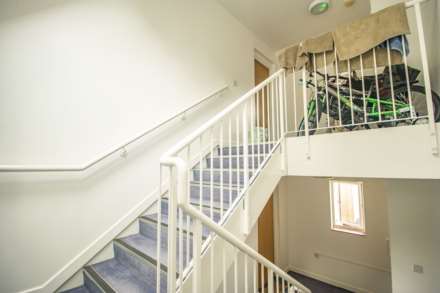 Royal Crescent, Newbury Park, IG2, Image 8
