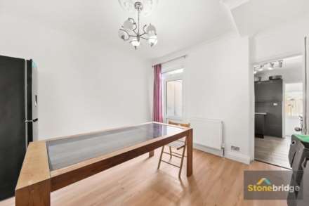 Macdonald Road, London, E17, Image 7