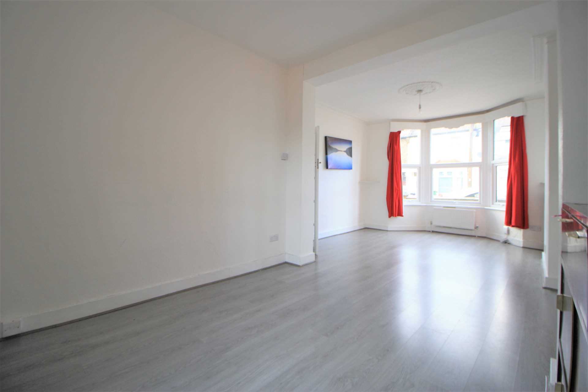 Kenneth Road, Chadwell Heath RM6, Image 2