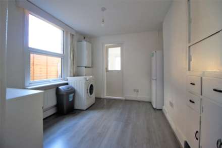 Kenneth Road, Chadwell Heath RM6, Image 4