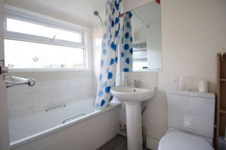 Kenneth Road, Chadwell Heath RM6, Image 7