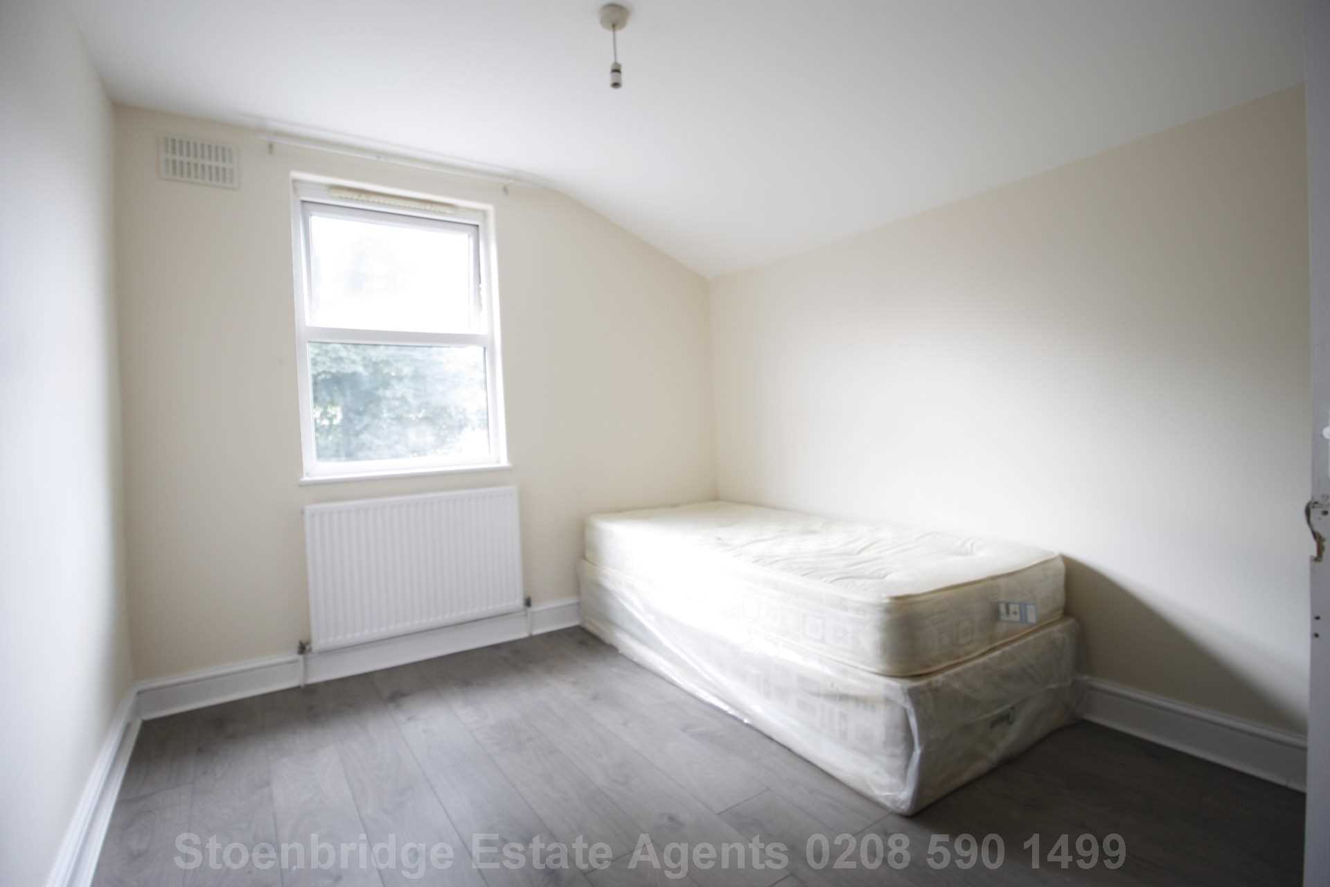 Newman Road, London, E13, Image 4