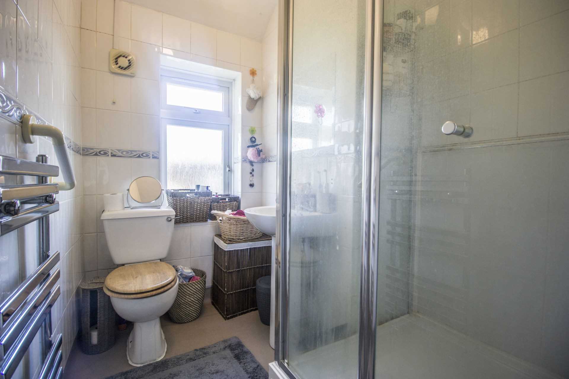 Neasham Road, Dagenham, RM8, Image 6