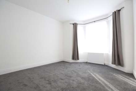 5 Bedroom Terrace, Salisbury Avenue, Barking