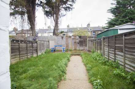 Ruskin Avenue, Manor Park, E12, Image 7