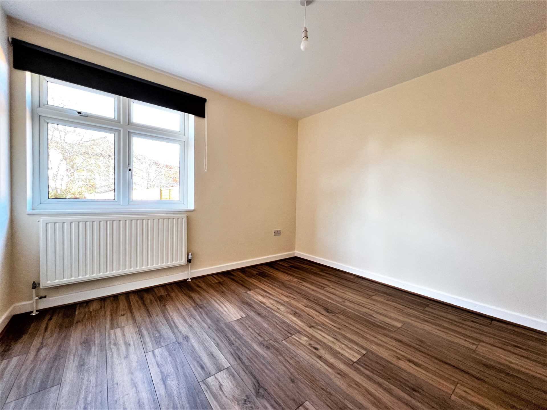 Hall Road, Chadwell Heath RM6, Image 5