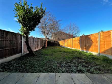 Hall Road, Chadwell Heath RM6, Image 12