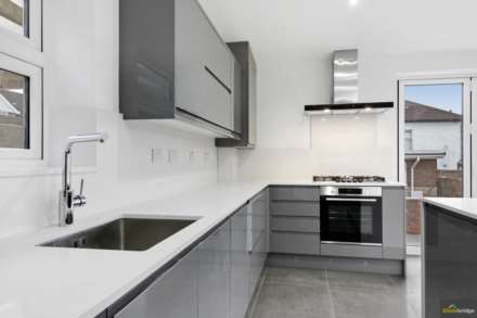 Horns Road, Barkingside, IG6, Image 7