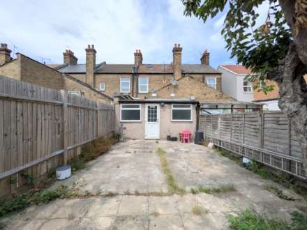 Mortimer Road, East Ham, E6 3QP, Image 12