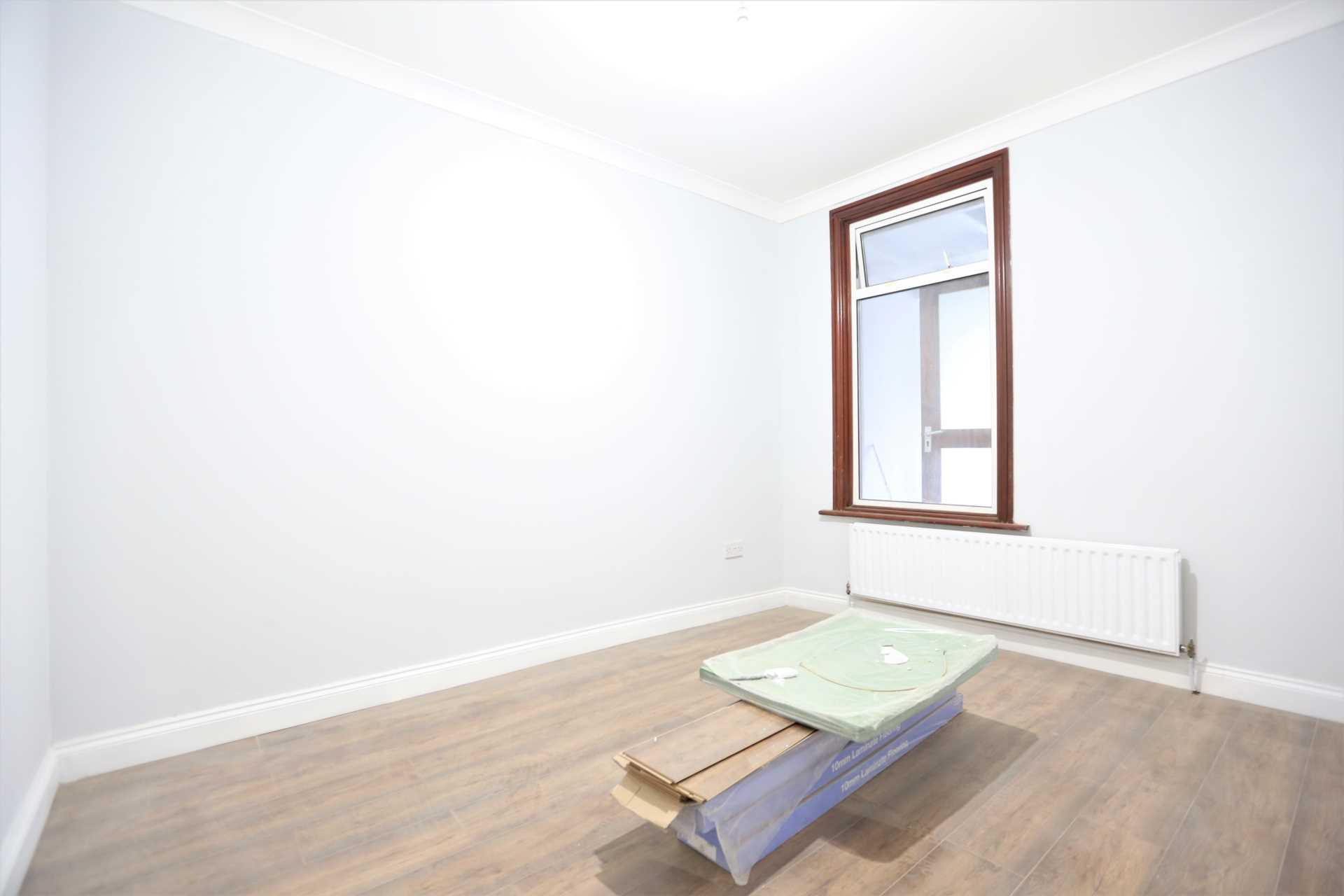 Strone Road, Manor Park, Image 8