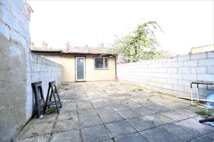 Strone Road, Manor Park, Image 10