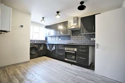 Strone Road, Manor Park, Image 7