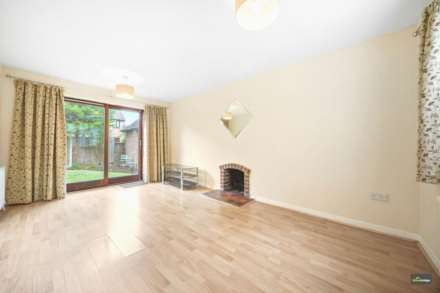 High Meads Road, Beckton E16, Image 2