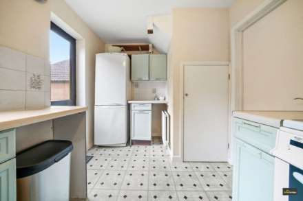 High Meads Road, Beckton E16, Image 5